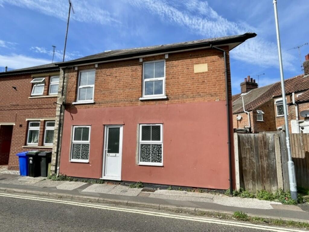 Main image of property: 43 Blanche Street, Ipswich, Suffolk IP4 2EJ