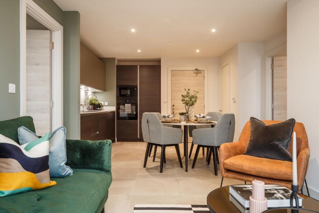 Main image of property: 1 Rochdale Road, Manchester, M4