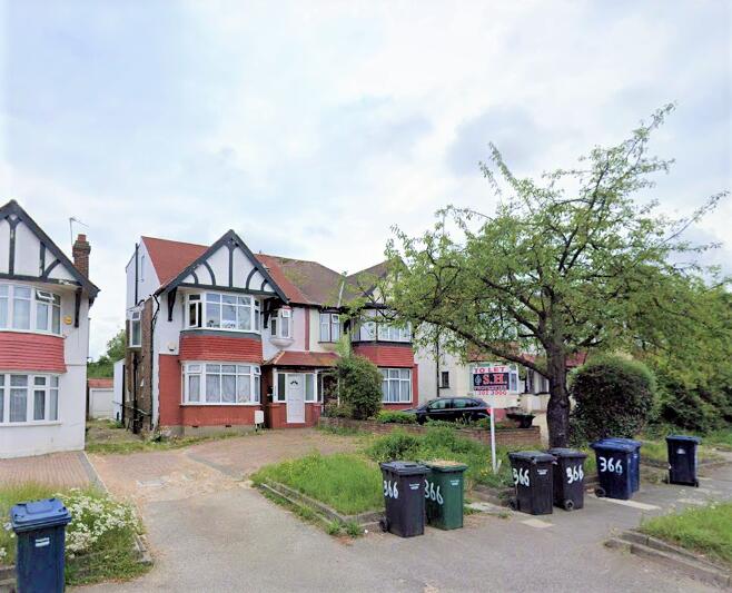 Main image of property: Watford Way, Hendon, NW4 4XA