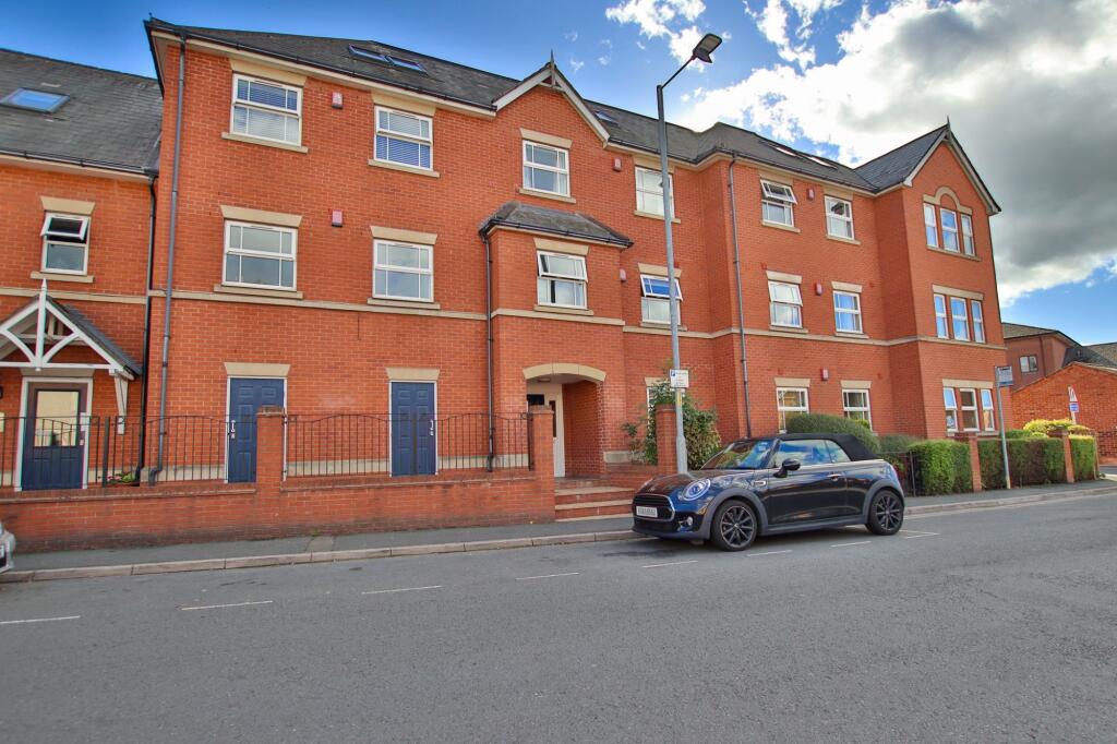Main image of property: 16 St. Georges Lane North, Barbourne, Worcester, WR1 1QX