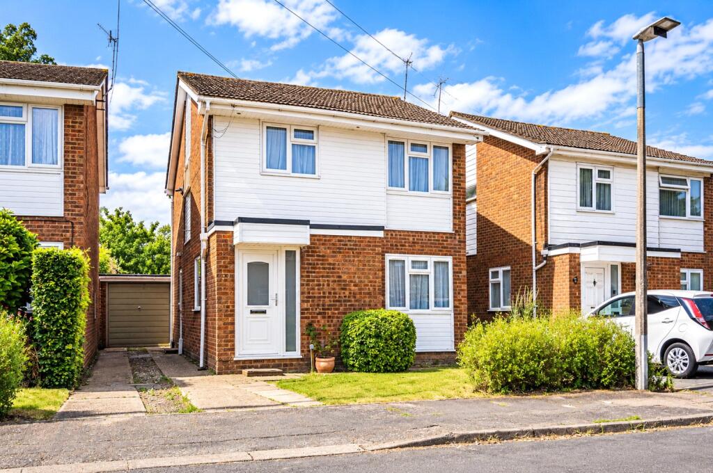 Main image of property: Ashmore Gardens, Leverstock Green, Hemel Hempstead, Hertfordshire, HP3