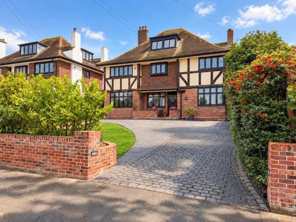 Main image of property: Second Avenue, Frinton-on-Sea