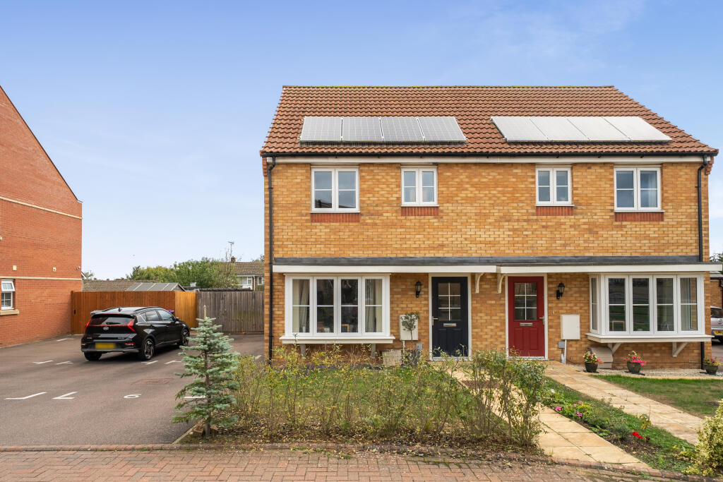 Main image of property: Nene Close, Bourne, Lincolnshire