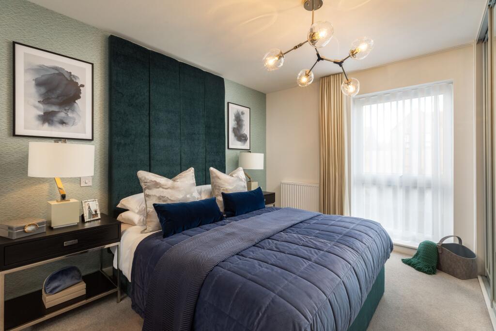Main image of property: Trumps Green Road,
Virginia Water,
Surrey,
GU25 4JA