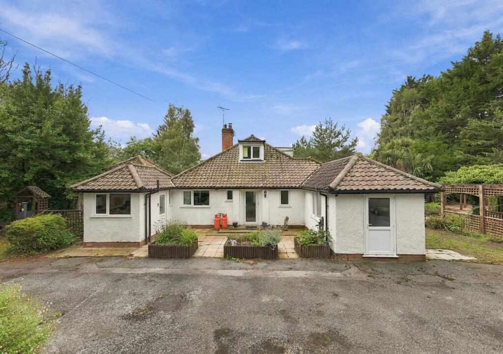 Main image of property: Sheepdrift Road, Bromeswell, IP12