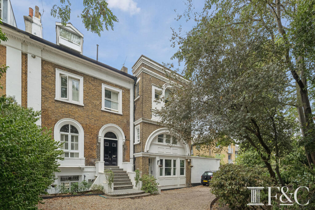 Main image of property: Castelnau, London, SW13