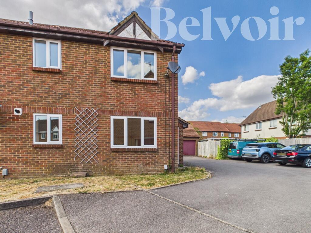 Main image of property: Marshall Gardens, South View, Basingstoke, RG21