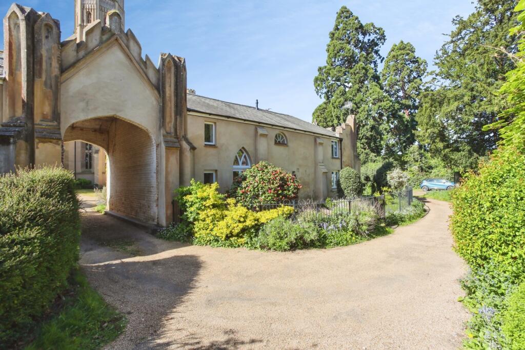Main image of property: Hadlow Castle, Hadlow
