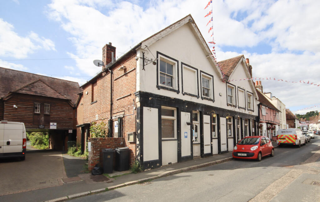 Main image of property: The Royal Oak, Charing, TN27