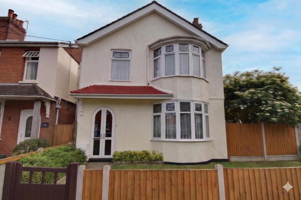 Main image of property: Rayne Road, Braintree CM7 2QE