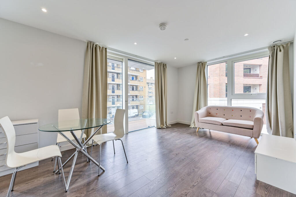 Main image of property: Woodberry Down, N4, Stoke Newington, London, N4