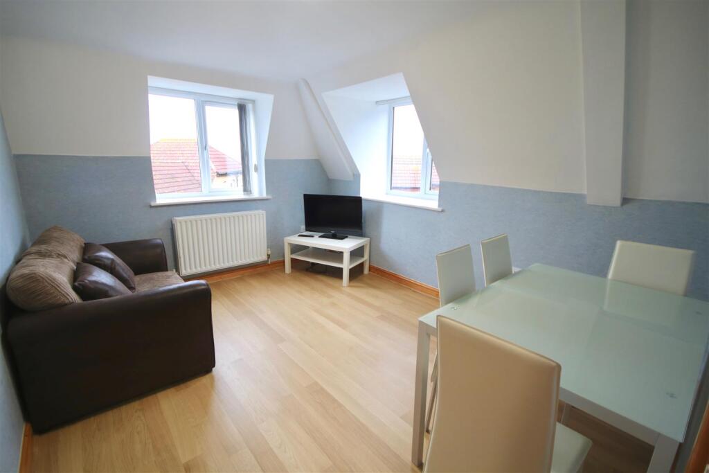 Main image of property: Ocean Apartment, St. Helens Parade, Southsea