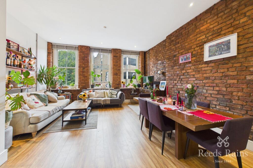 Main image of property: Thomas Street, Manchester, M4