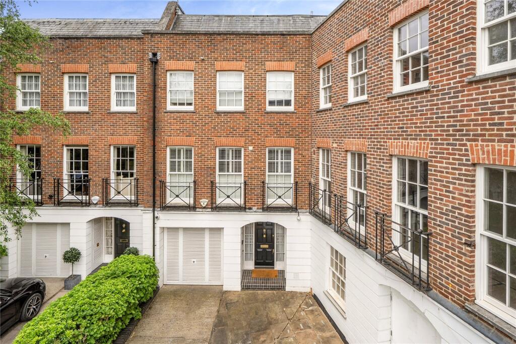 Main image of property: Somerset Square, Holland Park, London, W14