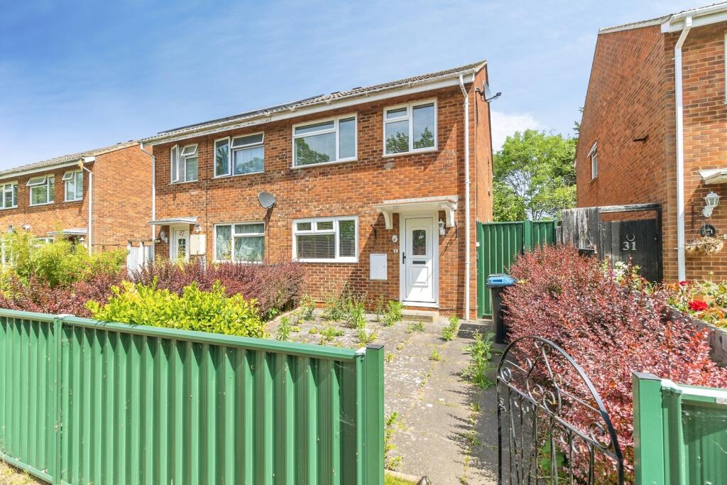 Main image of property: Kents Road, Stantonbury, Milton Keynes, Buckinghamshire, MK14