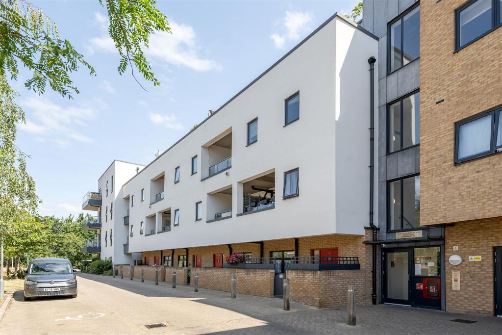 Main image of property: Robinswood Gardens, Walthamstow
