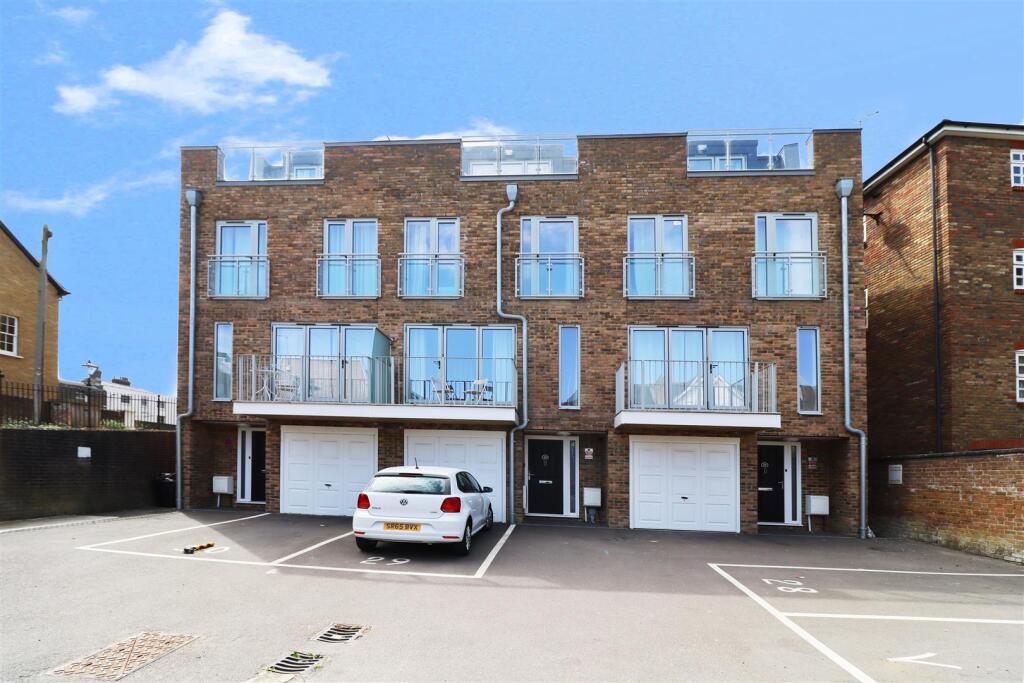 Main image of property: The Terrace, Rochester, Kent
