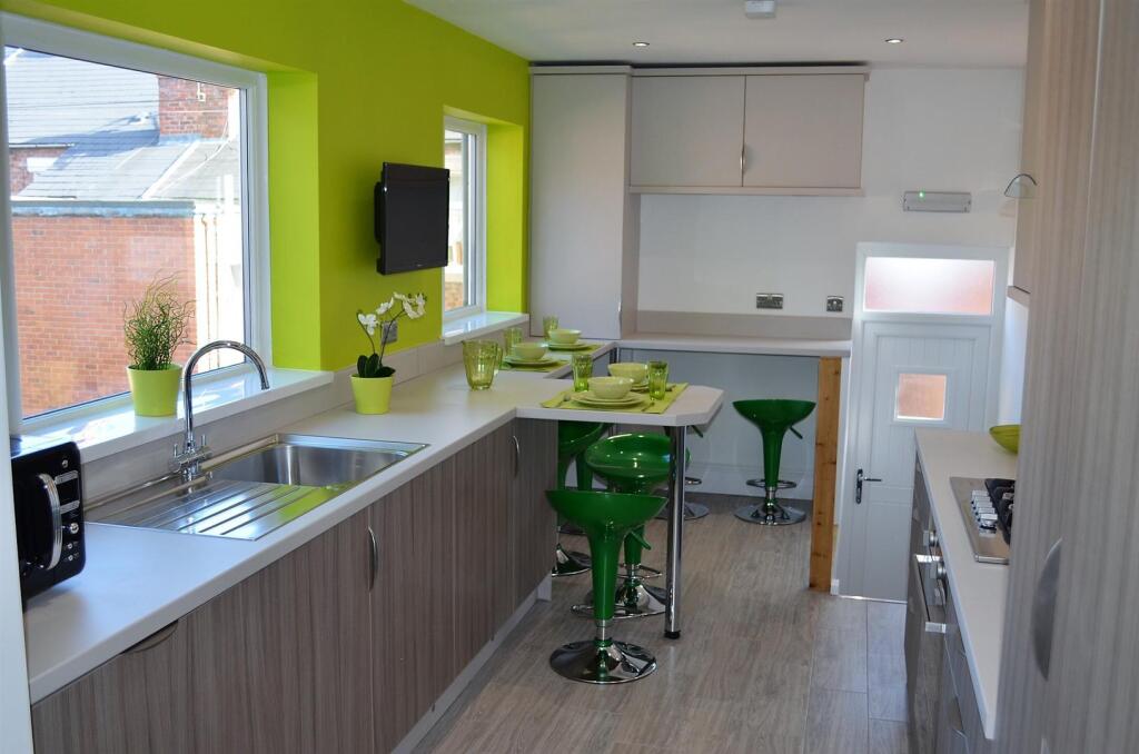 Main image of property: Second Avenue, Heaton
