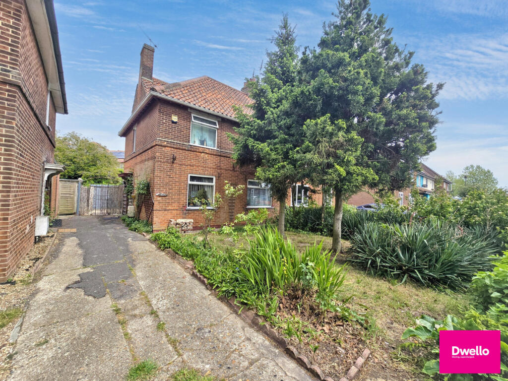 Main image of property: Nacton Road, Ipswich, IP3 9