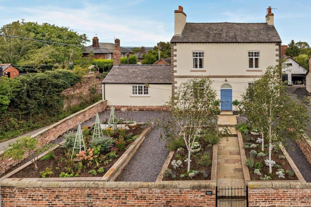 Main image of property: Dunham-On-The-Hill, Frodsham, Cheshire, WA6