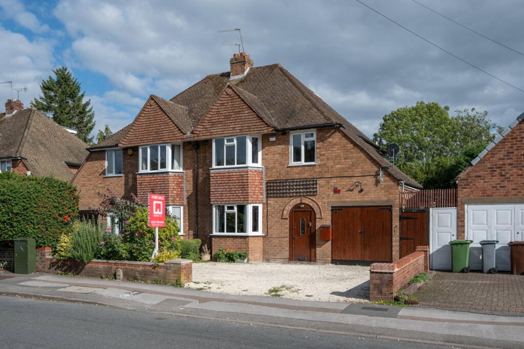 Main image of property: Tanworth Lane, Shirley, Solihull, B90 4DQ