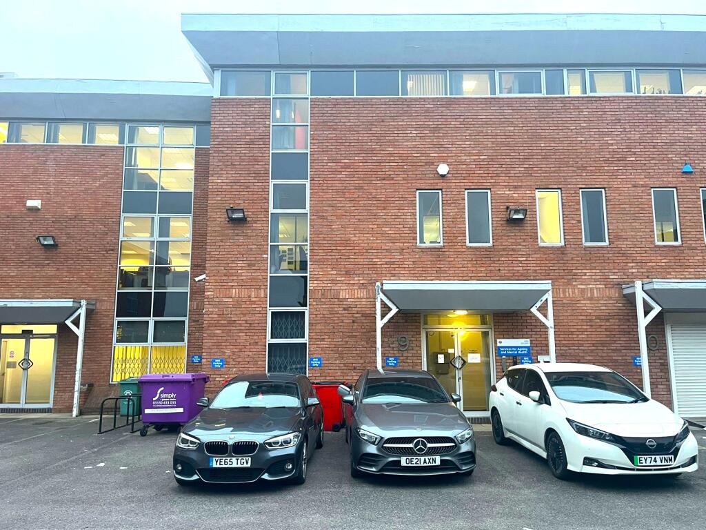 Main image of property: Unit 9, Blenheim Court, Brewery Road, Islington, London N7 9NY