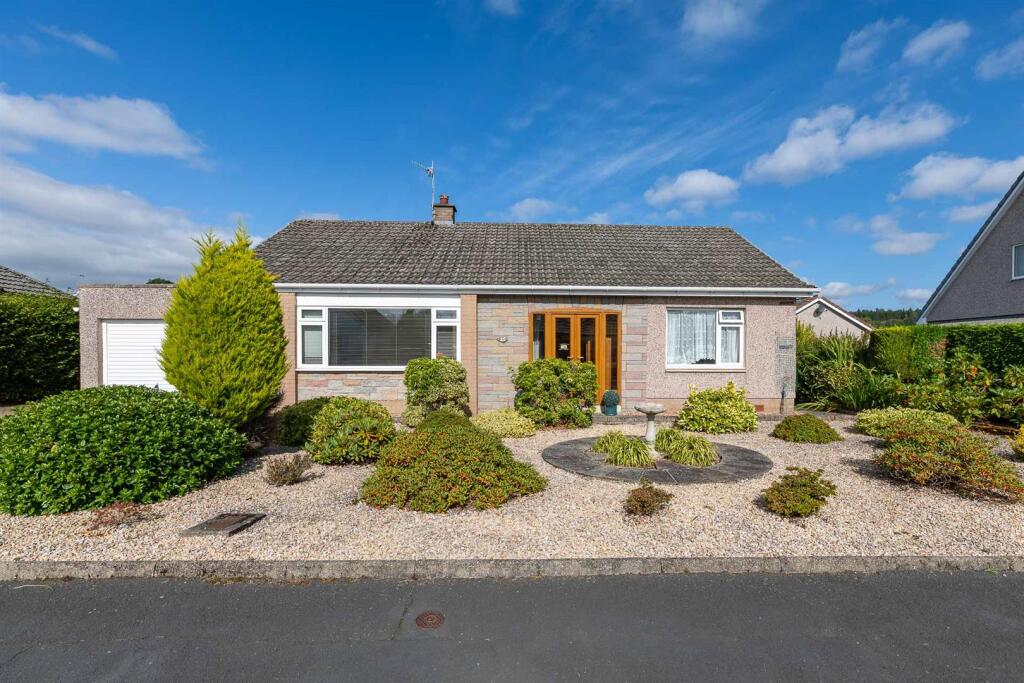 Main image of property: Pinedale Terrace, Scone