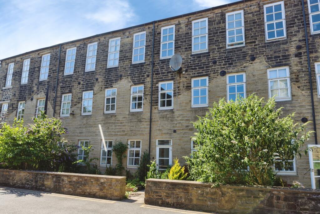 Main image of property: Main Street, Wilsden, BRADFORD