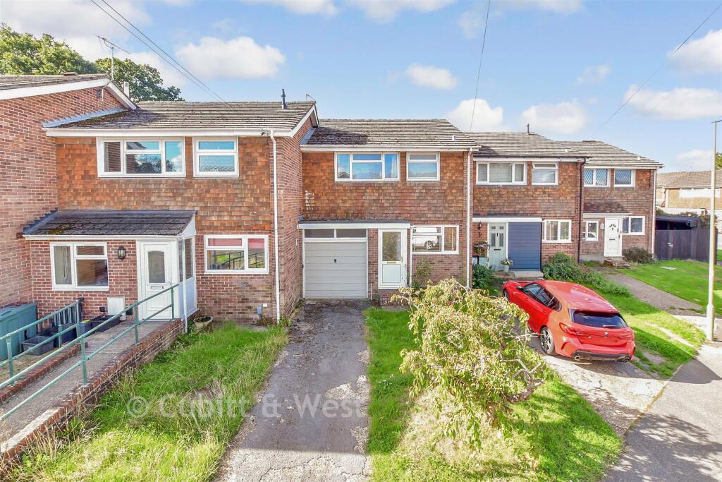 Main image of property: The Spinney, Waterlooville, Hampshire