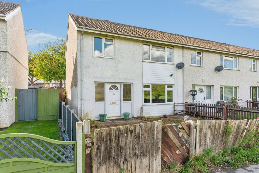 Main image of property: Kestrel Court, Grantham