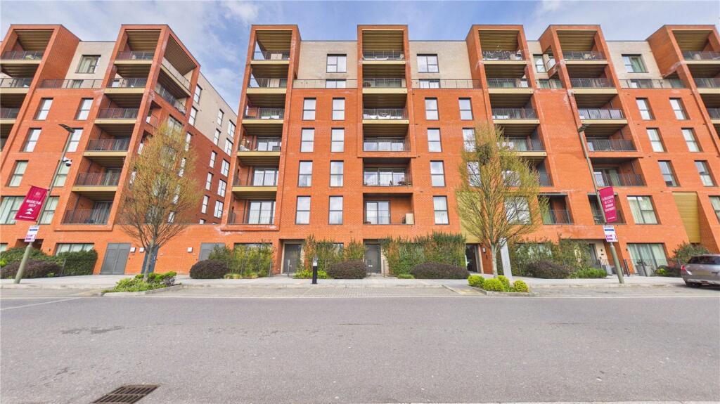 Main image of property: Lismore Boulevard, London