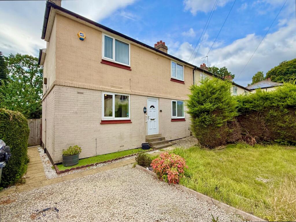 Main image of property: Hawkswood Place, Leeds, West Yorkshire, LS5