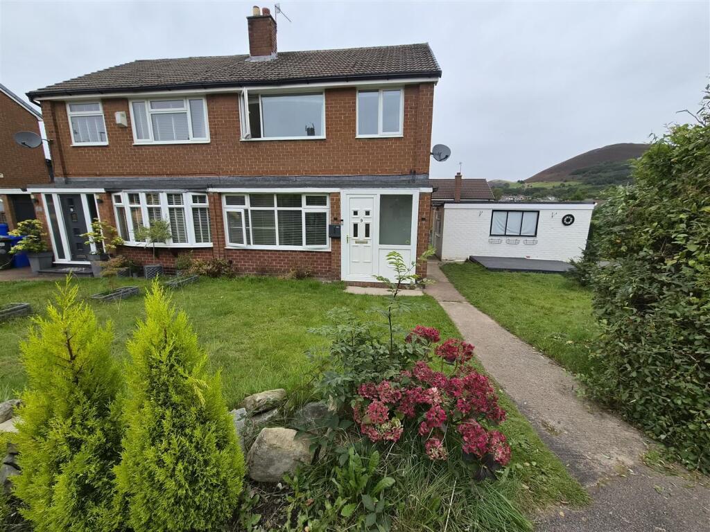 Main image of property: Carrbrook Close, Carrbrook, Stalybridge