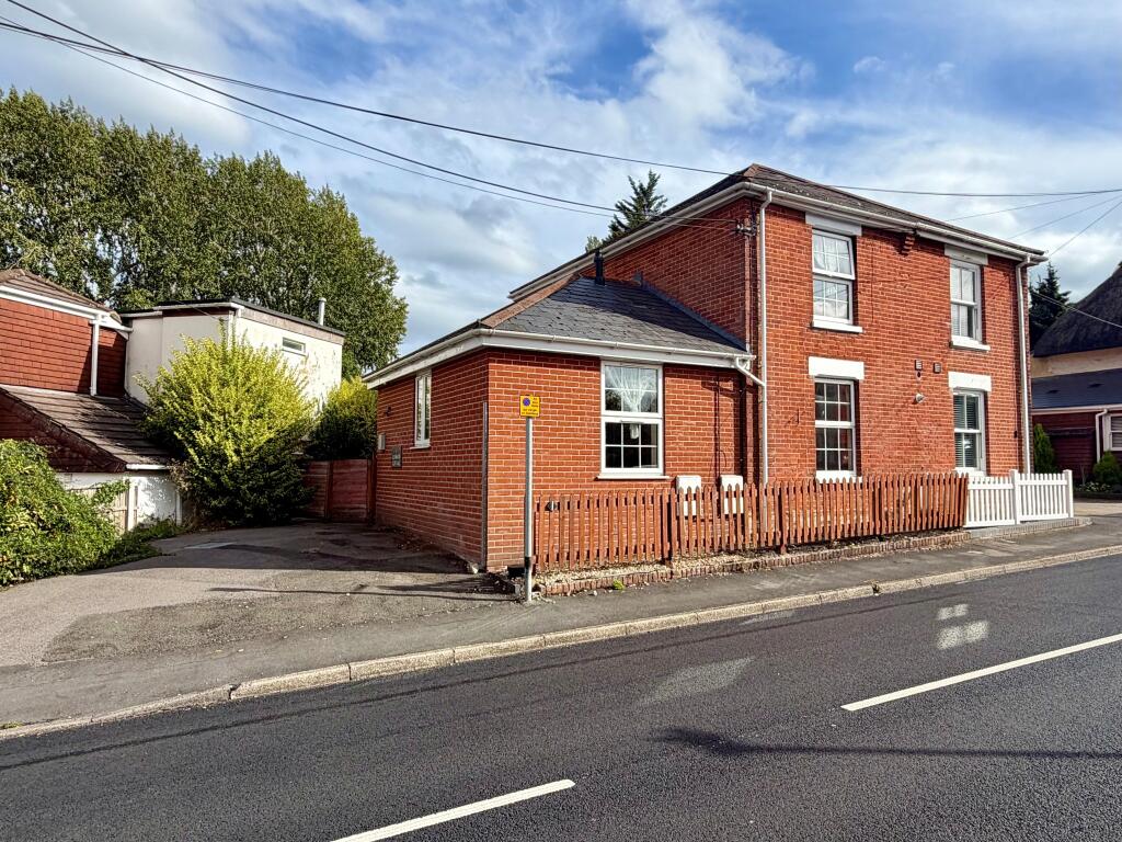Main image of property: West End, Southampton