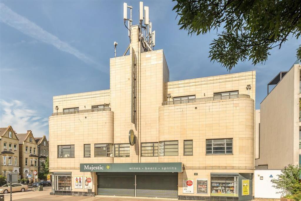 Main image of property: Malwood Road, Balham