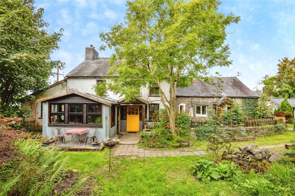 Main image of property: Dihewyd, Lampeter, Ceredigion, SA48