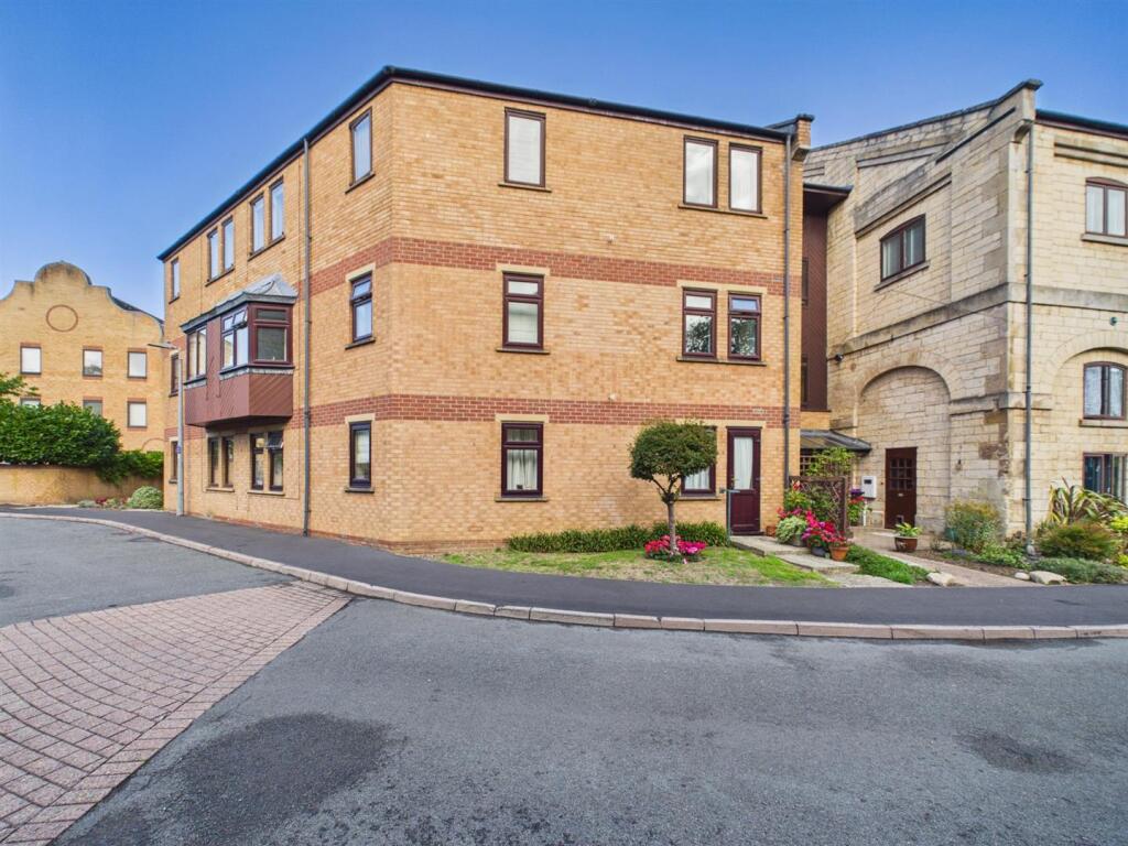 Main image of property: Welland Mews, Stamford