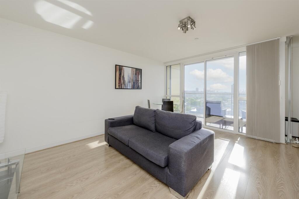 Main image of property: Panoramic Tower, E14