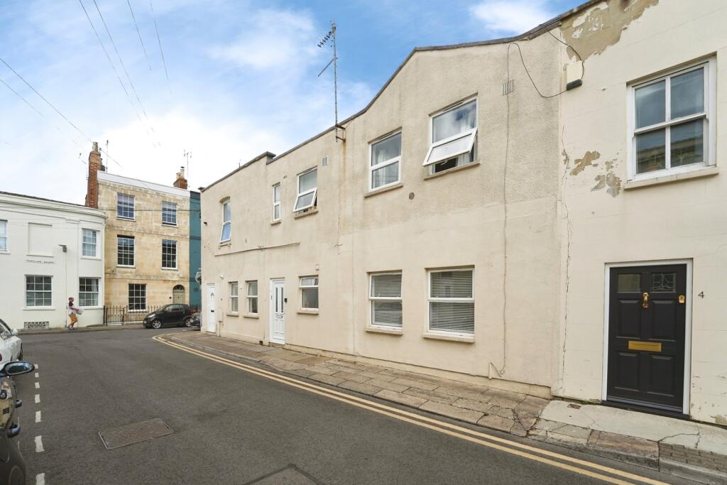 Main image of property: Portland Place, Cheltenham, Gloucestershire, GL52