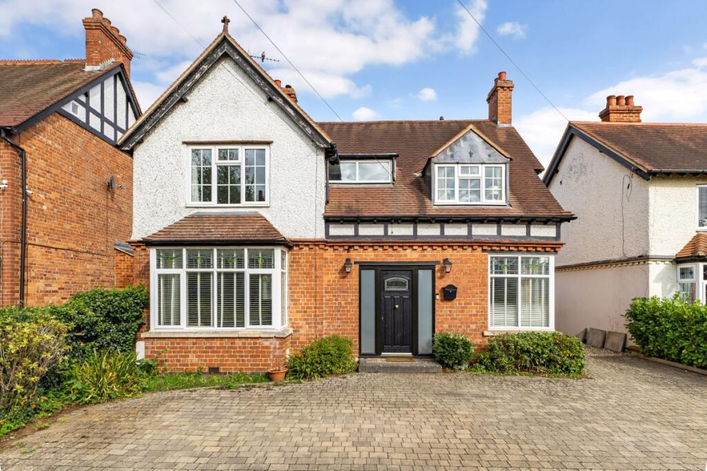 Main image of property: Twyford Gardens Banbury OX17