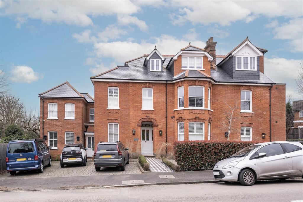 Main image of property: Clarence Road, Harpenden