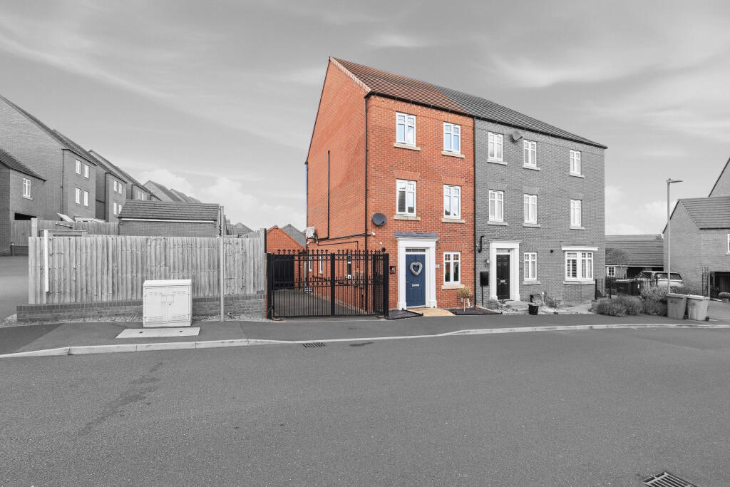 Main image of property: Beaumaris Way, Grantham, Lincolnshire