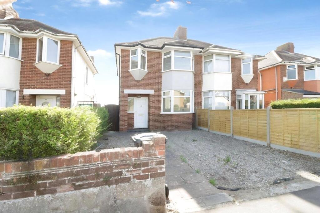 Main image of property: Lowestoft Road, Gorleston, Great Yarmouth, Norfolk, NR31