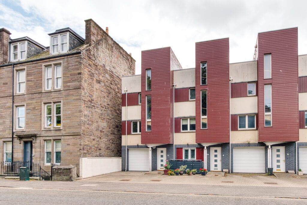 Main image of property: 394A Perth Road, Dundee, DD2 1JQ