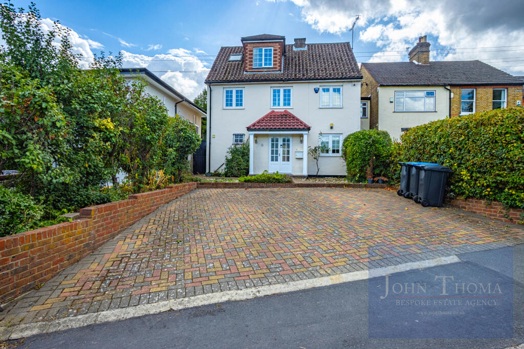 Main image of property: Westbury Lane, Buckhurst Hill, Essex, IG9