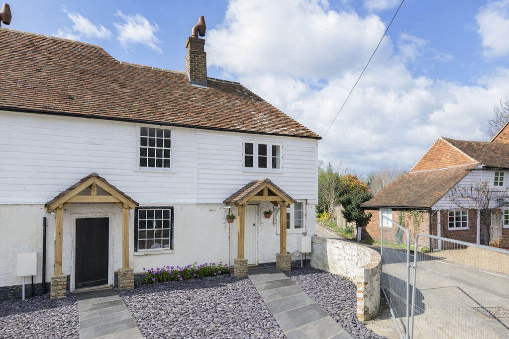 Main image of property: Tapsters Cottage, The Green, Matfield