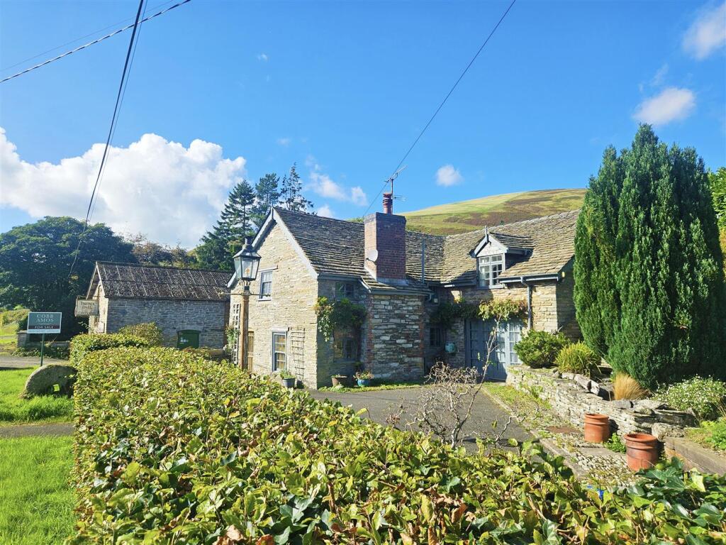Main image of property: New Radnor