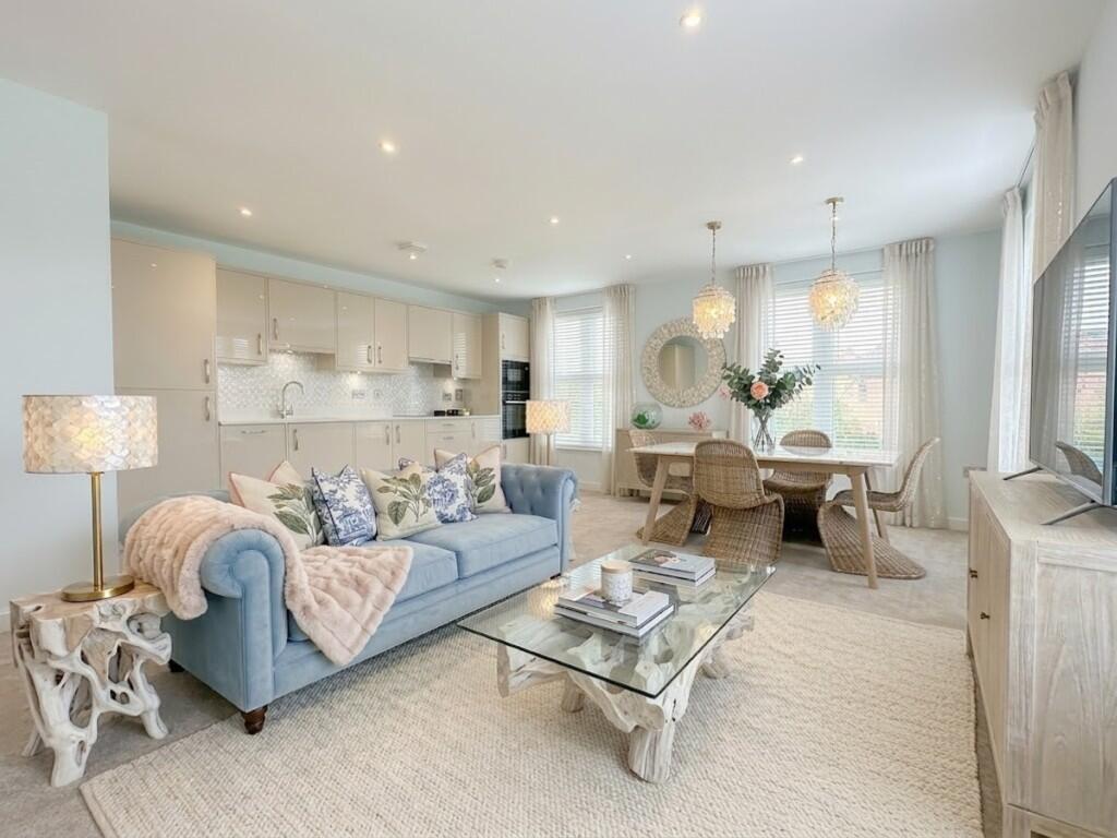 Main image of property: 20 New Manor, Fountain Way, Salisbury, Wiltshire