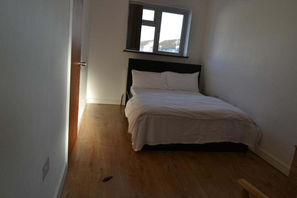 Main image of property: Harwood Avenue, Hornchurch, RM11 2NT