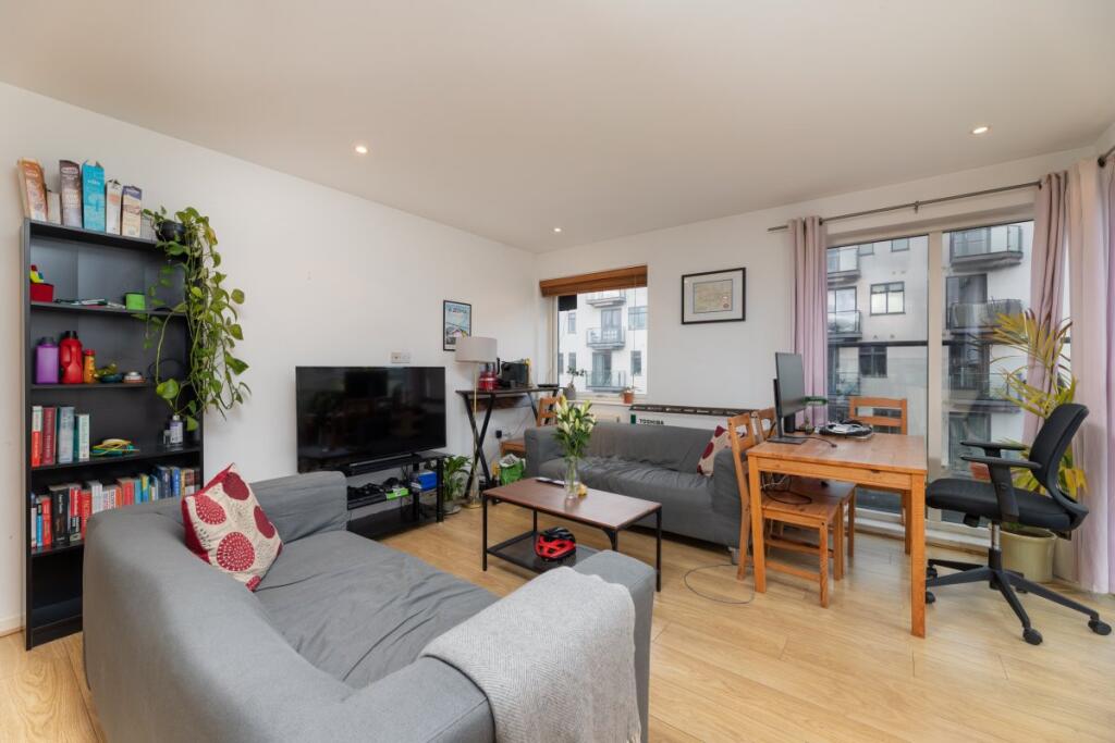 Main image of property: 362 Coldharbour lane, Brixton